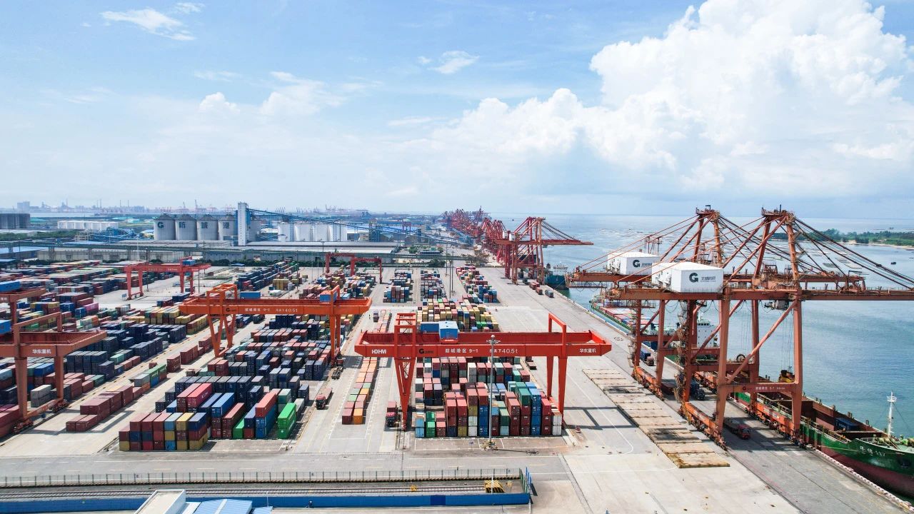 北部湾港货物吞吐量较去年提前1个月突破2亿吨！