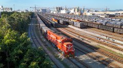 实干攻坚丨北部湾港防城港码头提前29天完成年度铁路到发量任务